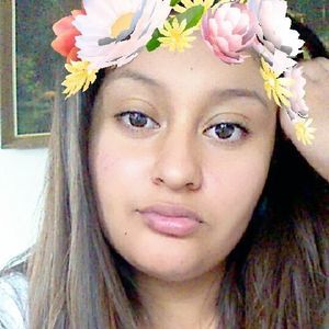 Meet your Posher, Sheyla